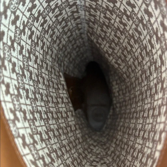 Tory Burch Elegant Brown Knee-High Boots - Picture 8 of 11